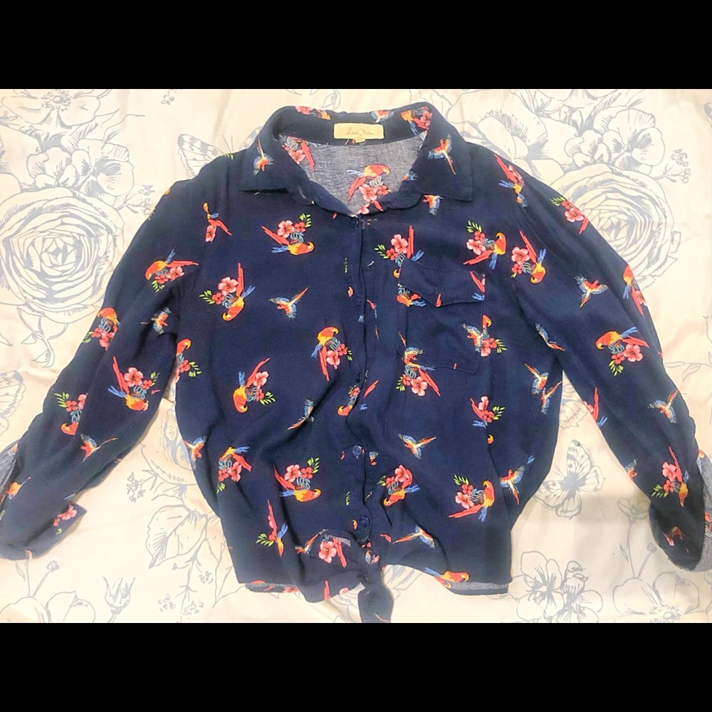 Women button up tie shirt in size S